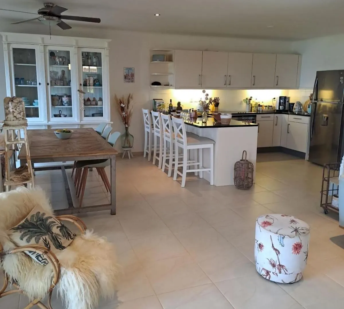 Luxury Oceanfront Elegancia Apartment Kralendijk   Kralendijk (Bonaire)