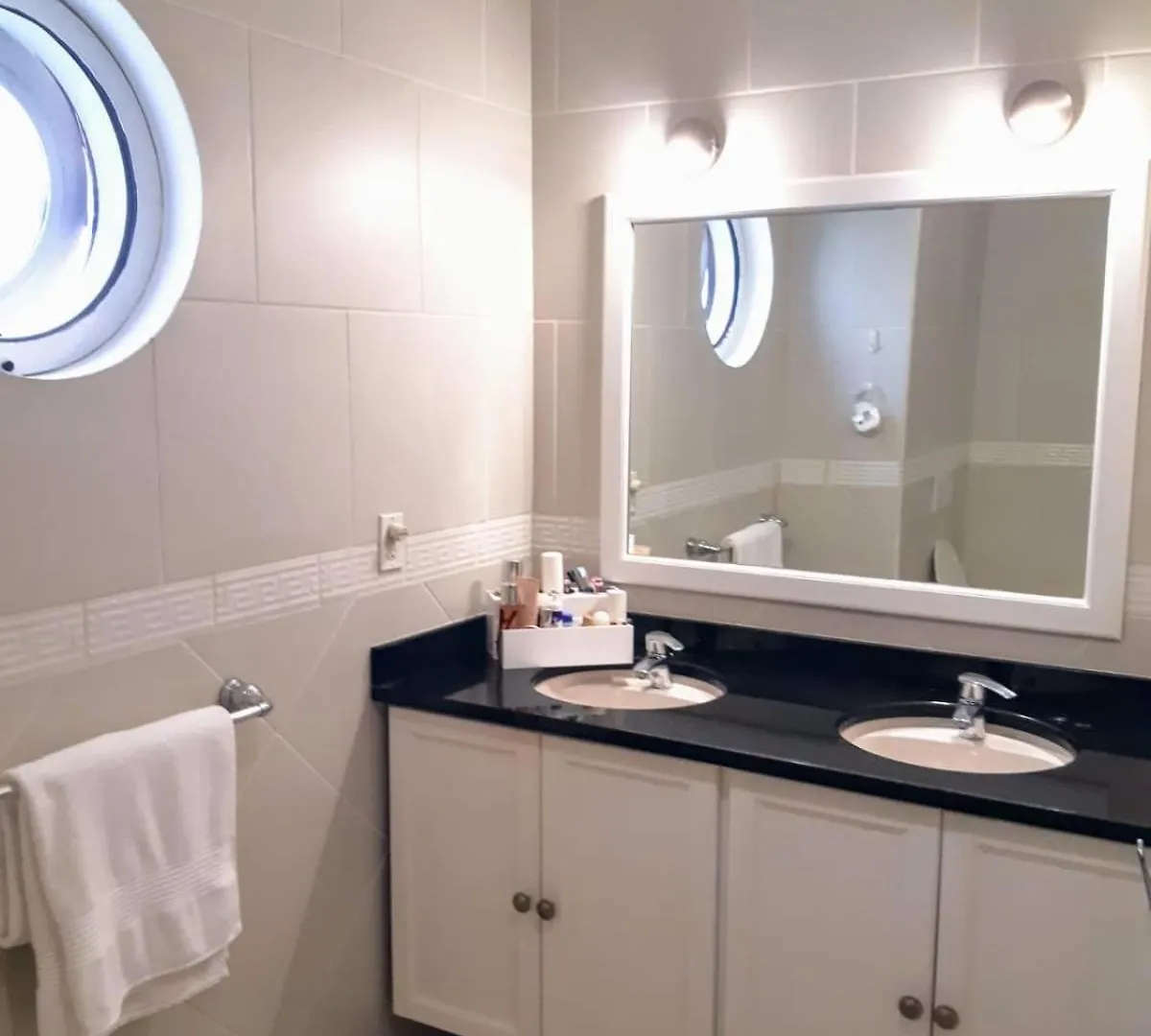 Luxury Oceanfront Elegancia Apartment Kralendijk  Kralendijk (Bonaire)